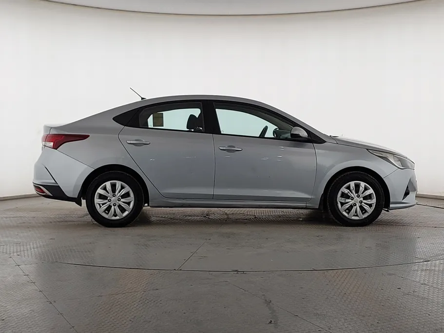 2022 Hyundai Accent Smart 