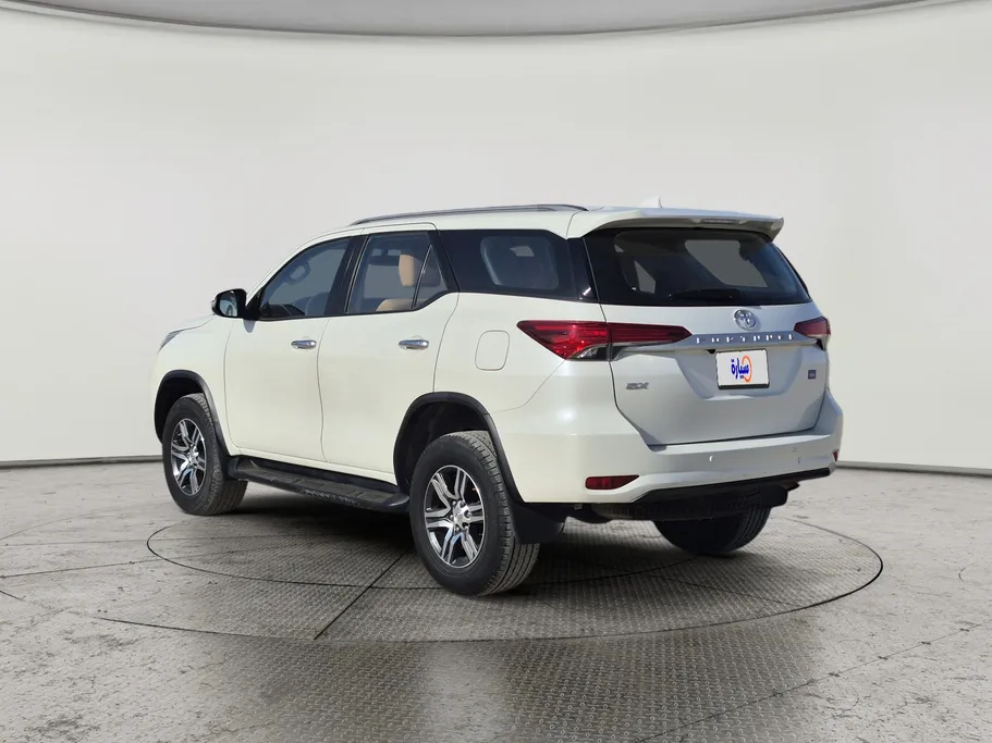 2022 Toyota Fortuner GX2 4x4 