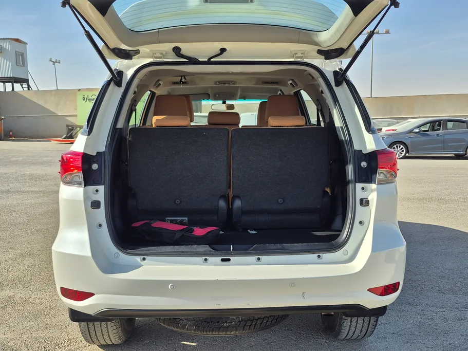 2022 Toyota Fortuner GX2 4x4 