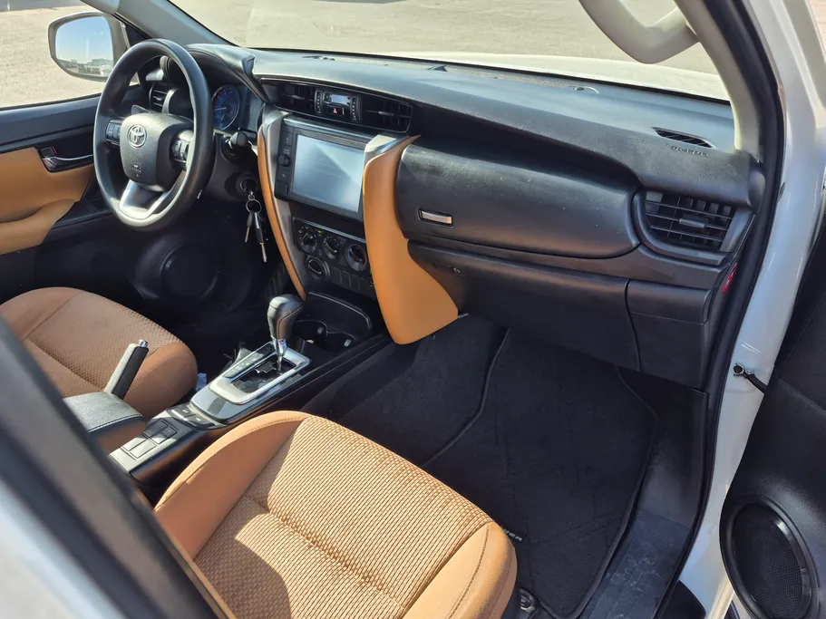 2022 Toyota Fortuner GX2 4x4 