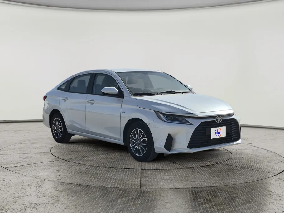 2024 Toyota Yaris  Y 