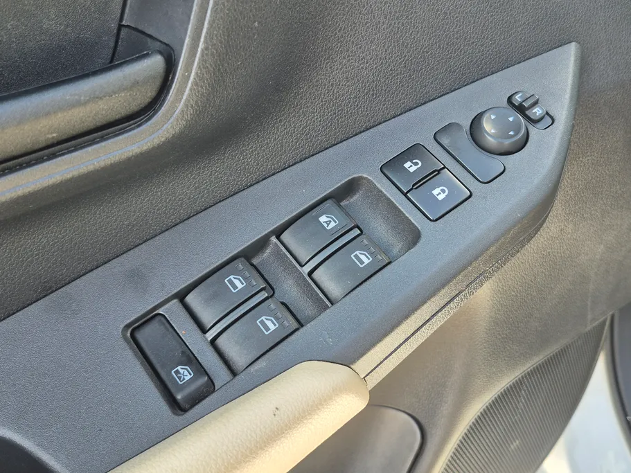 2024 Toyota Yaris  Y 