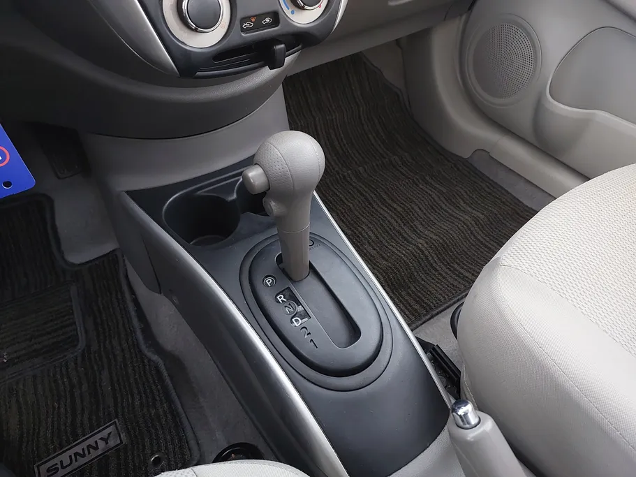 2023 Nissan Sunny SV Comfort 