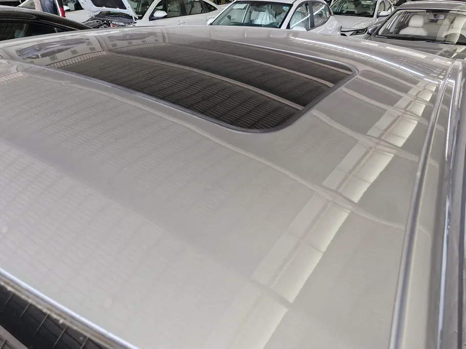 ام جي 5 LUX 2023 