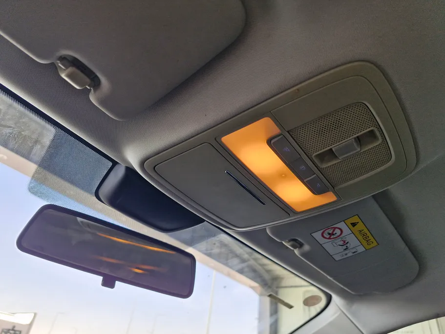 ام جي 5 LUX 2023 