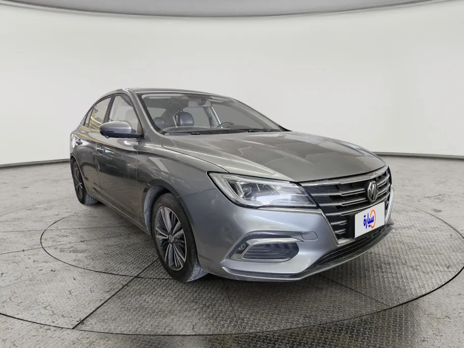 ام جي 5 LUX 2023 