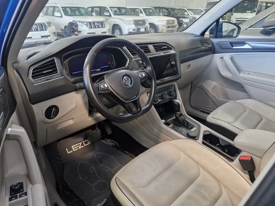 2019 Volkswagen Tiguan SE 
