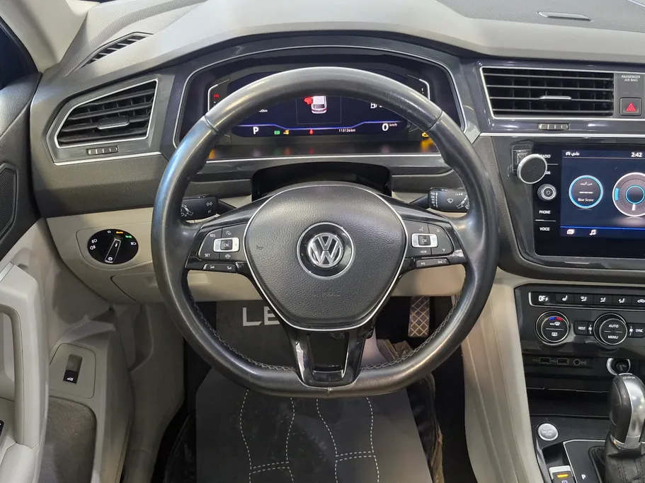 2019 Volkswagen Tiguan SE 