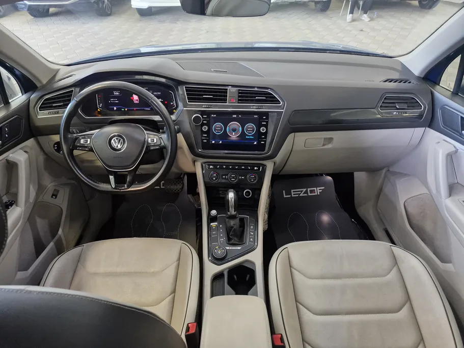 2019 Volkswagen Tiguan SE 