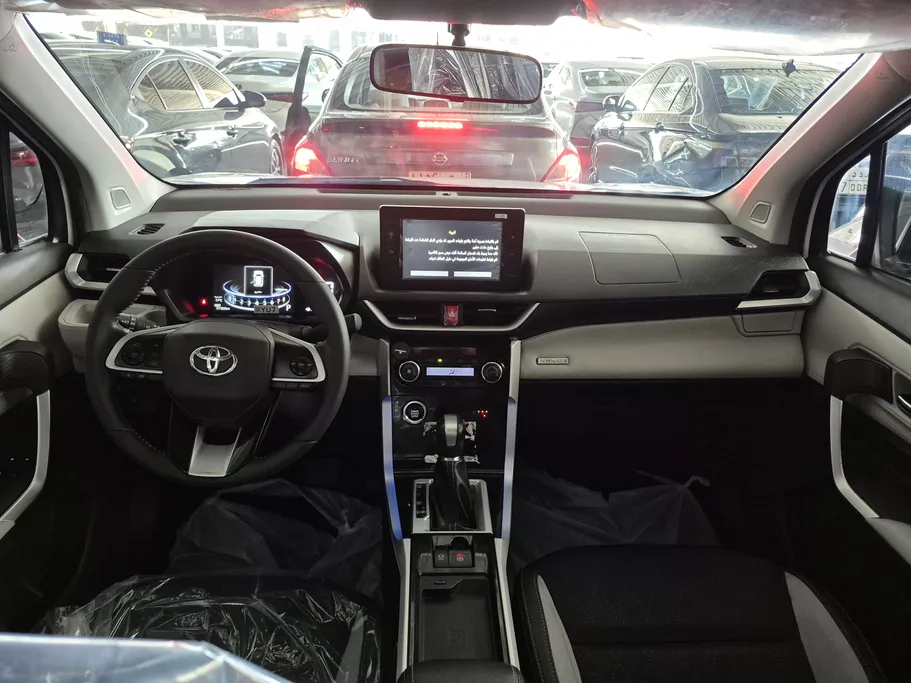 2024 Toyota Veloz GLX 