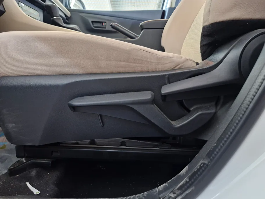 تويوتا يارس Y 2023 