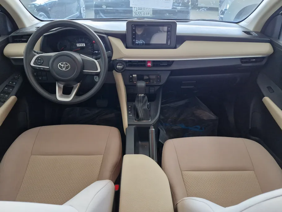 تويوتا يارس Y 2023 