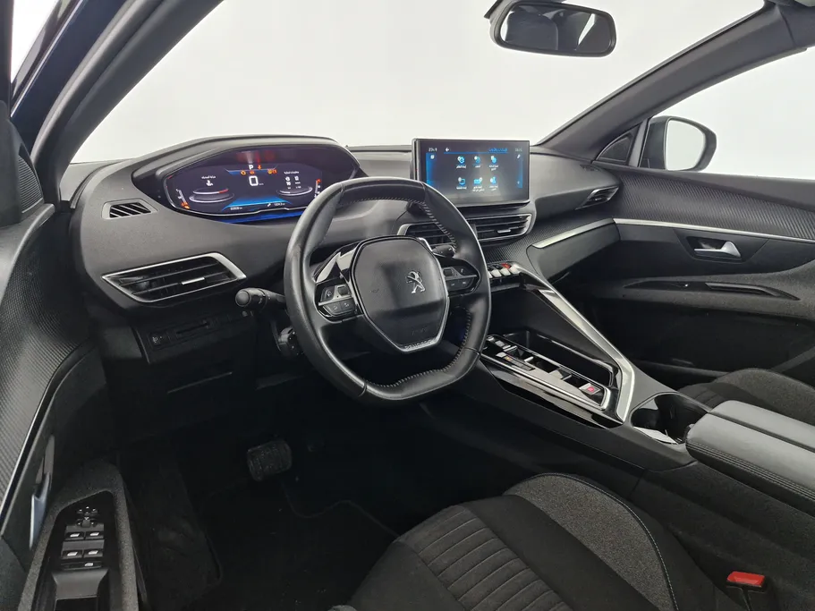 2025 Peugeot 3008 Active 