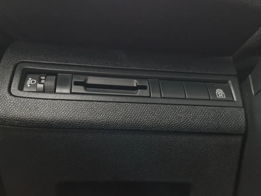 2025 Peugeot 3008 Active 