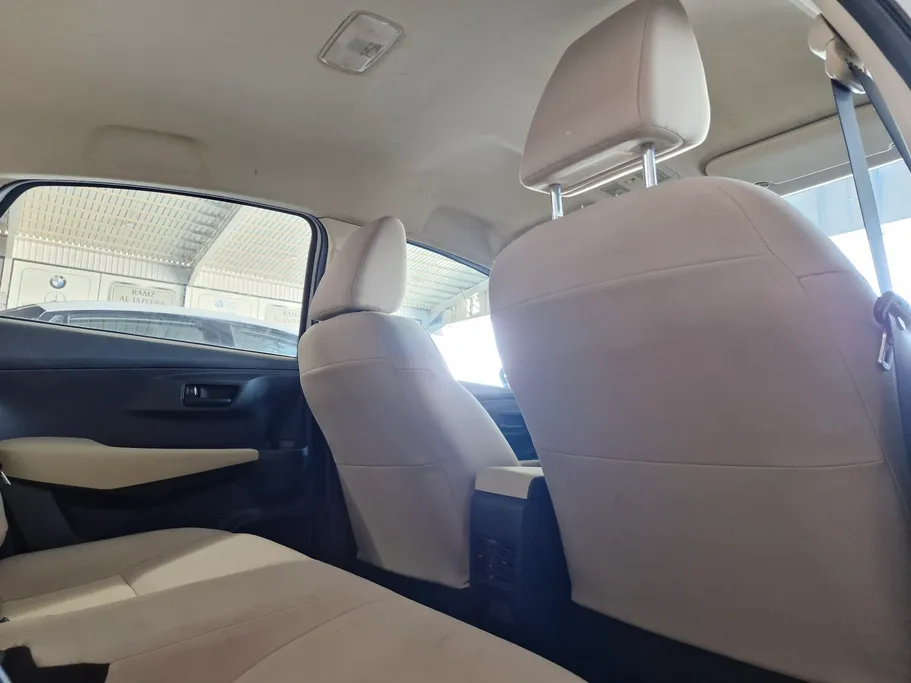 2023 Toyota Yaris  Y 