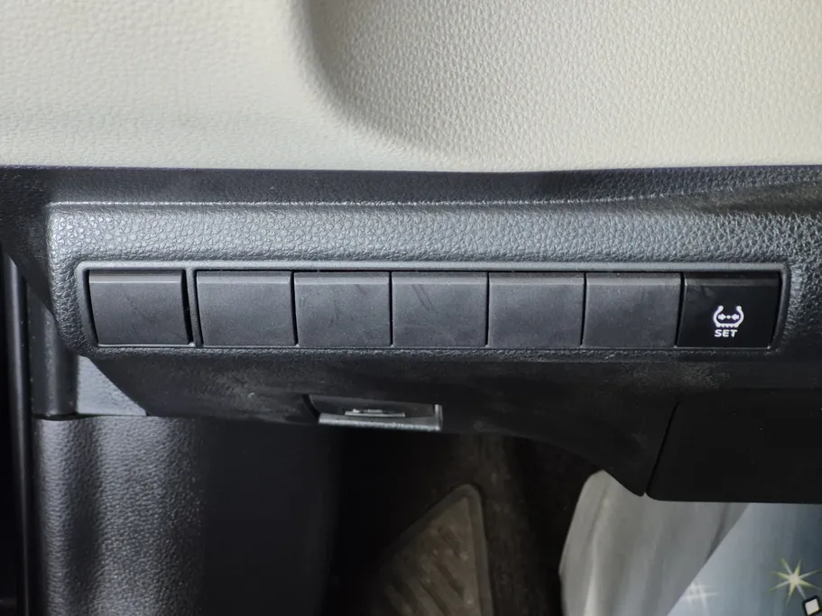 2025 Toyota Corolla XLI 