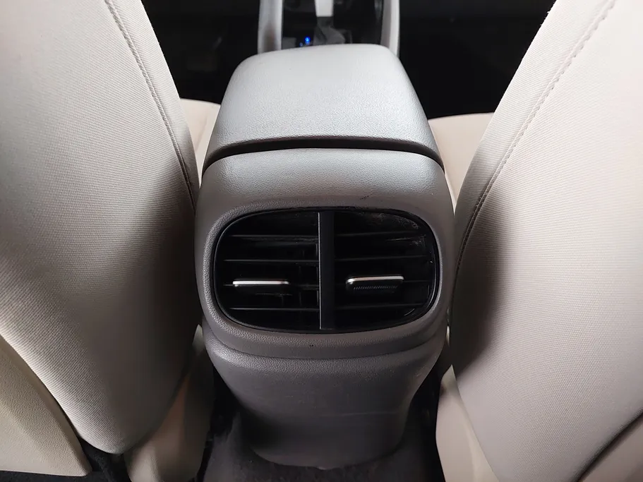 2023 Hyundai Elantra Smart 