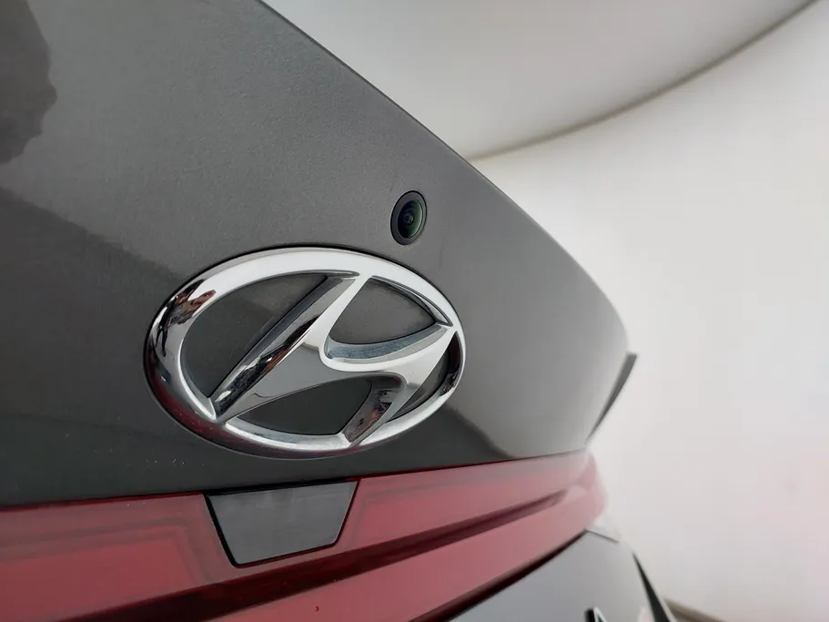 2023 Hyundai Elantra Smart 