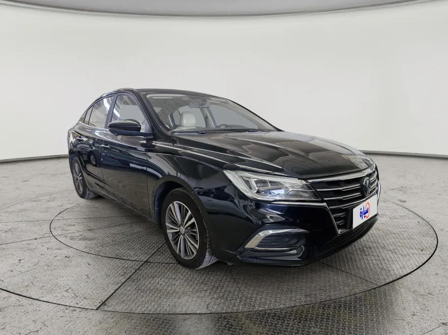 ام جي 5 LUX 2023 