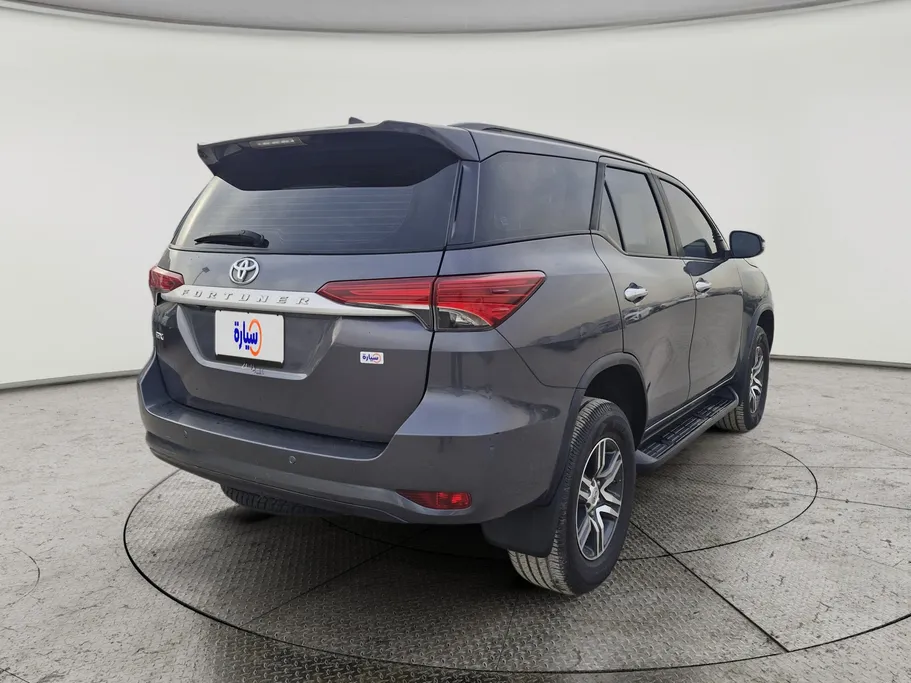 2021 Toyota Fortuner GX 