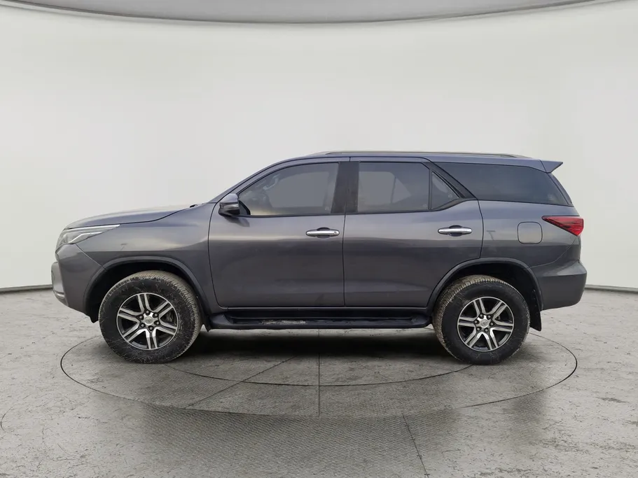 2021 Toyota Fortuner GX 