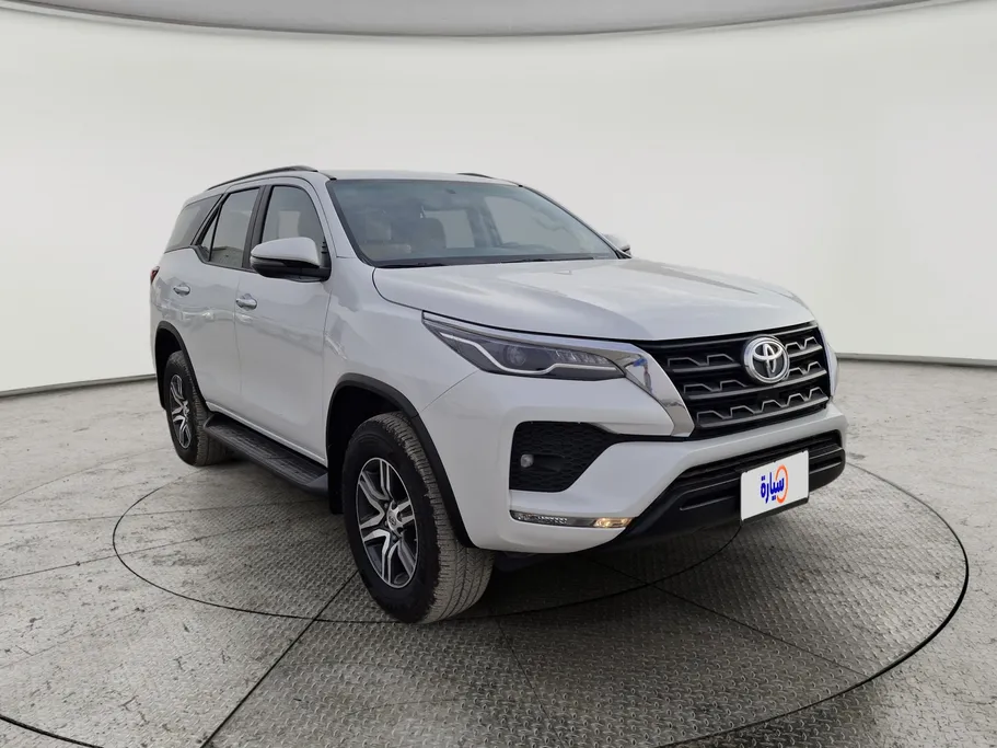 2023 Toyota Fortuner VX 