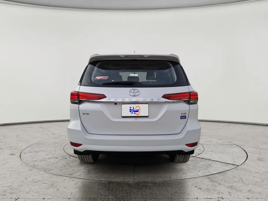 2023 Toyota Fortuner VX 