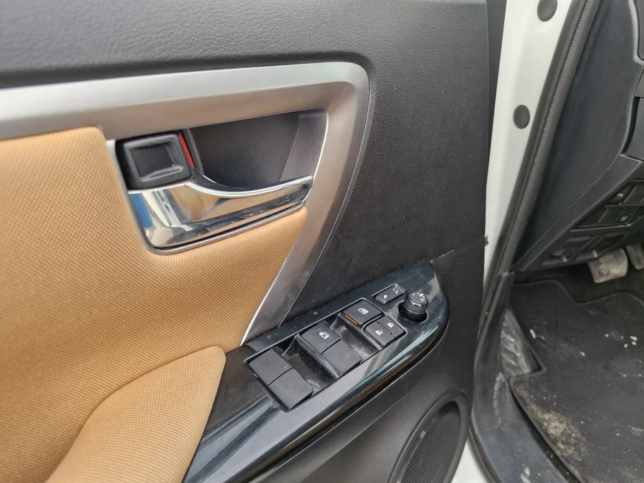 2023 Toyota Fortuner VX 