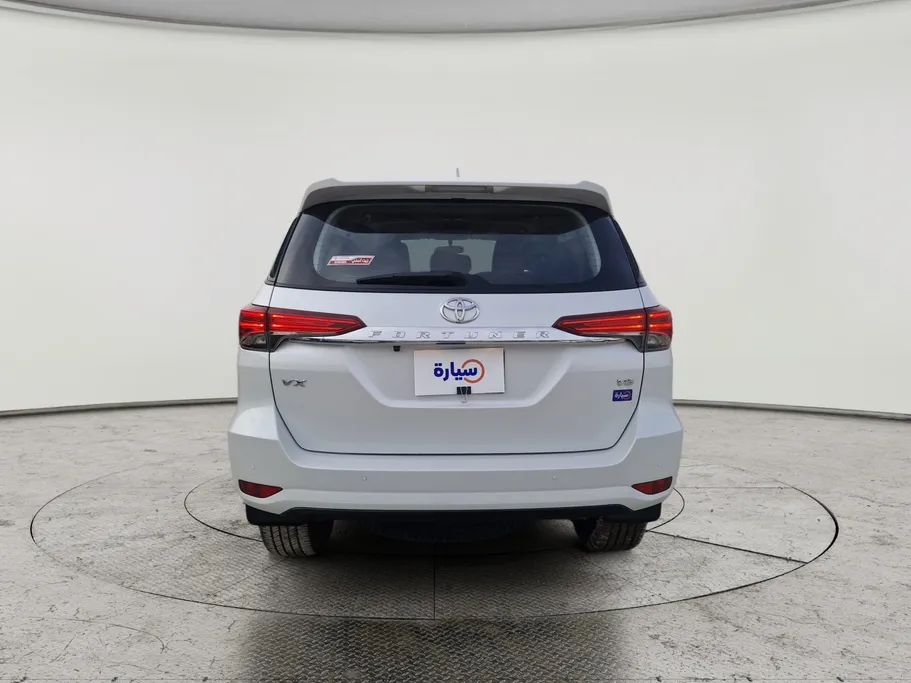 تويوتا فورتشنر VX1 2023 