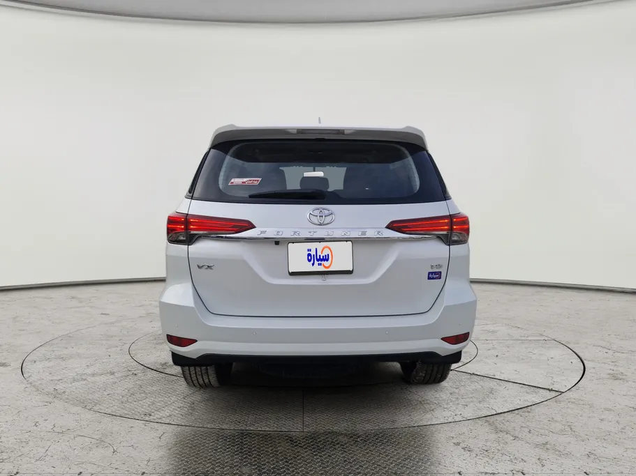 تويوتا فورتشنر VX1 2023 