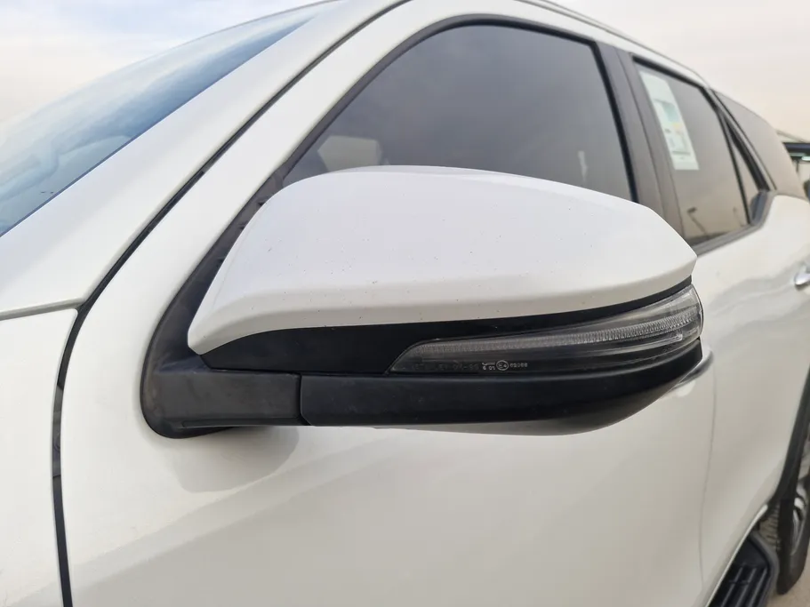 تويوتا فورتشنر VX1 2023 