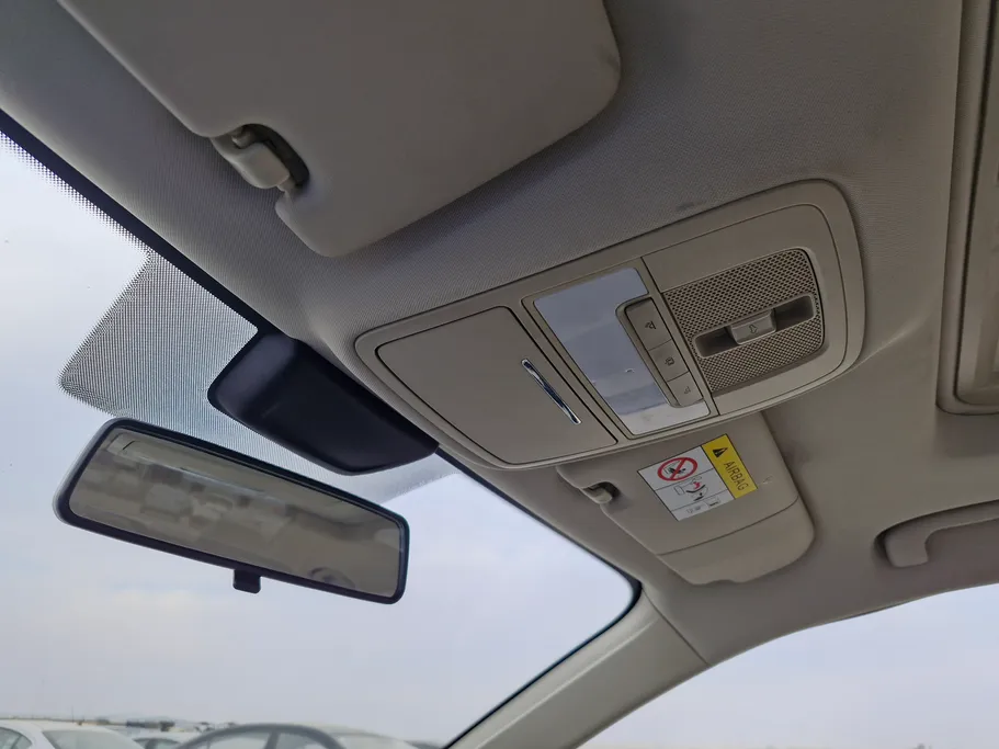 ام جي 5 LUX 2023 