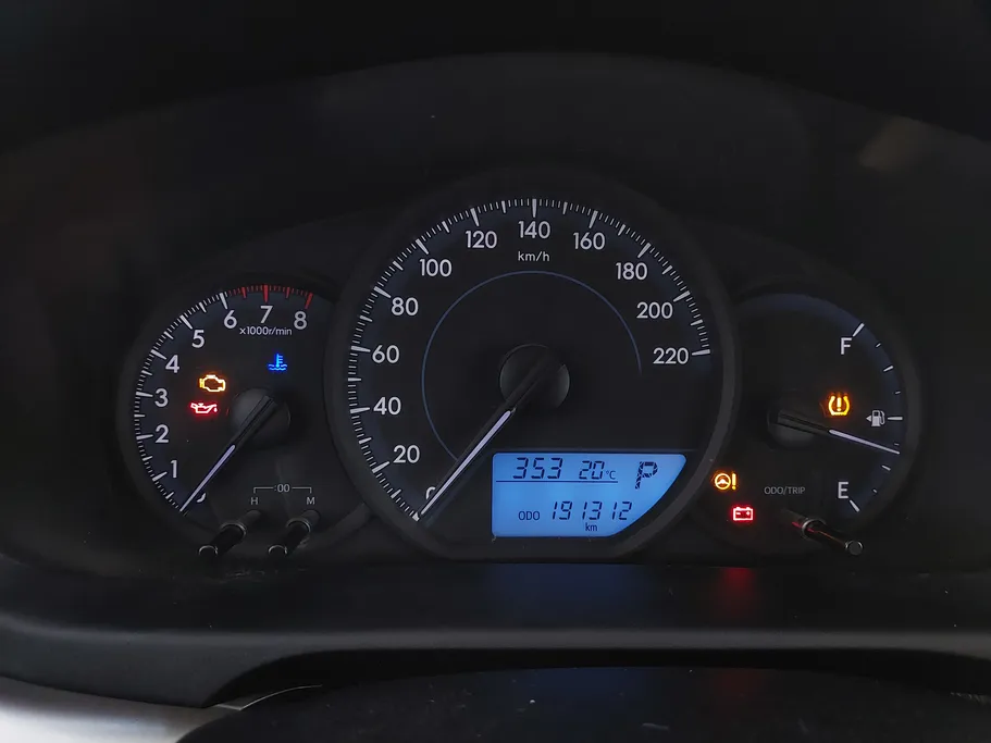 تويوتا يارس Y 2019 