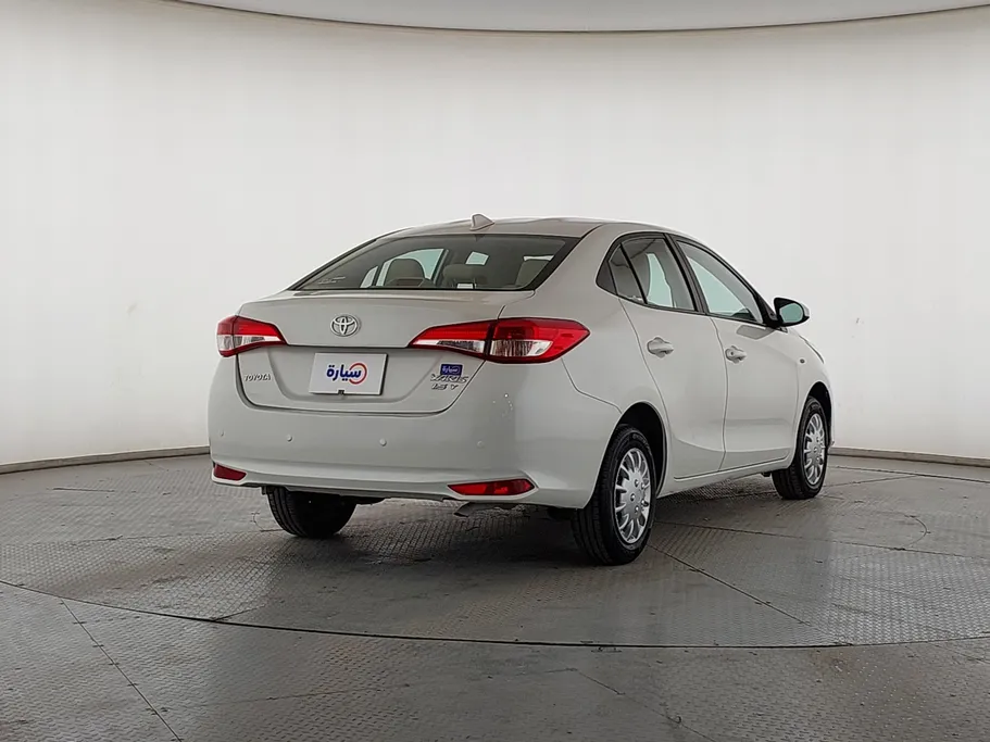 تويوتا يارس Y 2019 