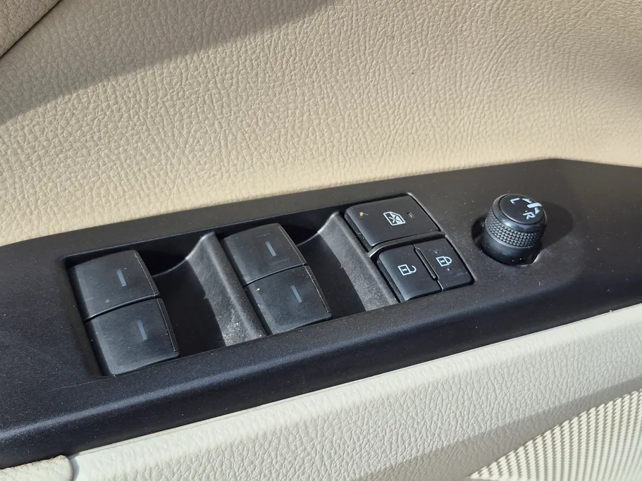 2022 Toyota Camry  LE 