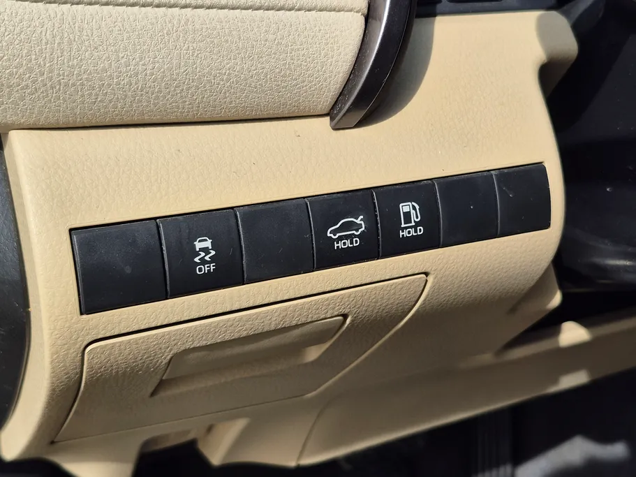 2022 Toyota Camry  LE 