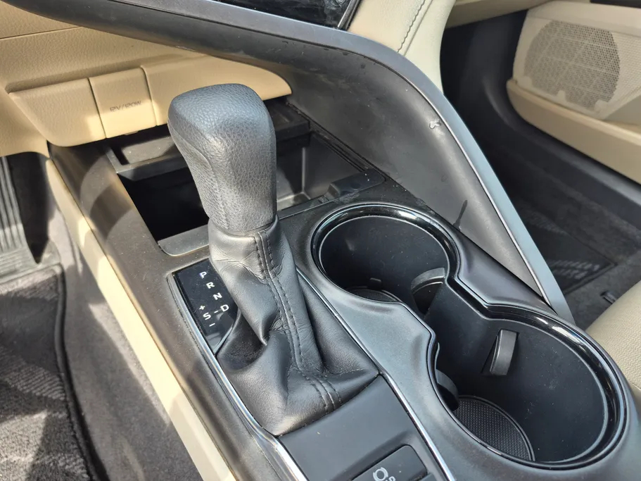 2022 Toyota Camry  LE 