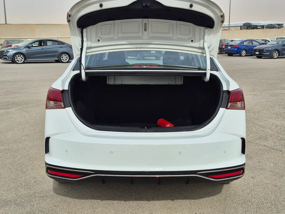 هيونداي اكسنت سمارت 2022 