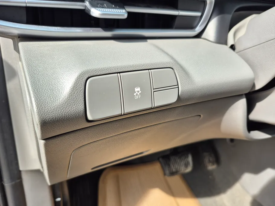 2024 Hyundai Elantra Fleet 