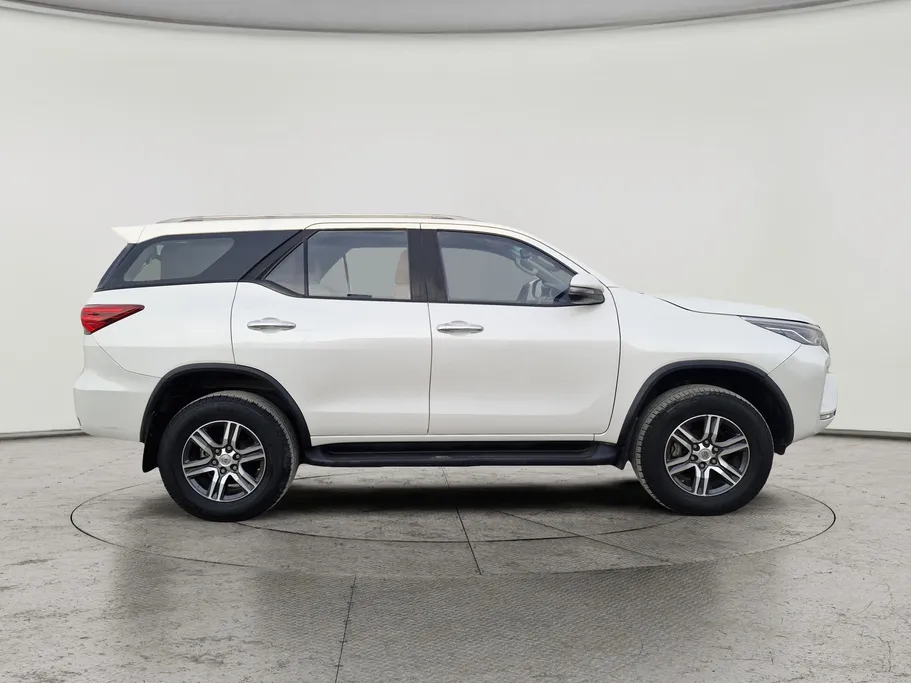 2021 Toyota Fortuner GX2 4x4 
