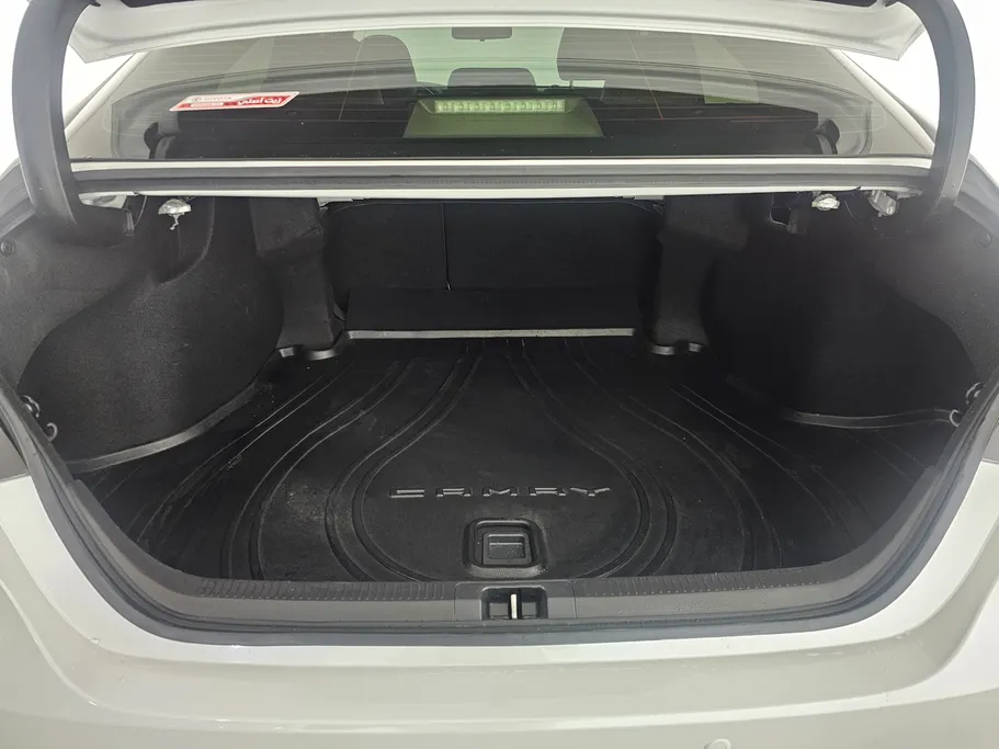 2023 Toyota Camry  LE HEV 