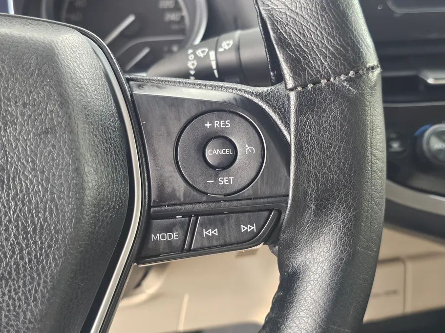 2023 Toyota Camry  LE HEV 