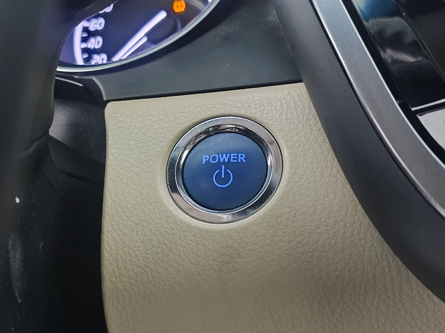 2023 Toyota Camry  LE HEV 