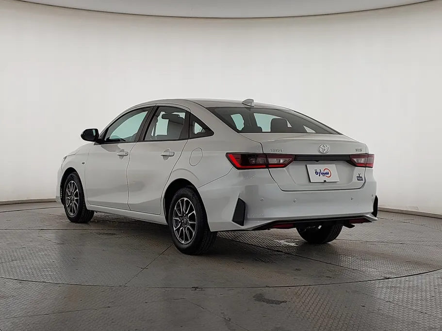 تويوتا يارس Y 2024 