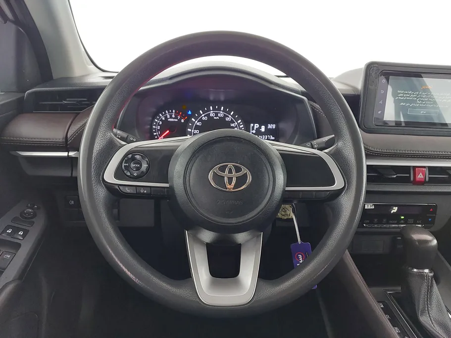 تويوتا يارس Y 2024 