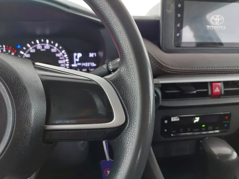 تويوتا يارس Y 2024 