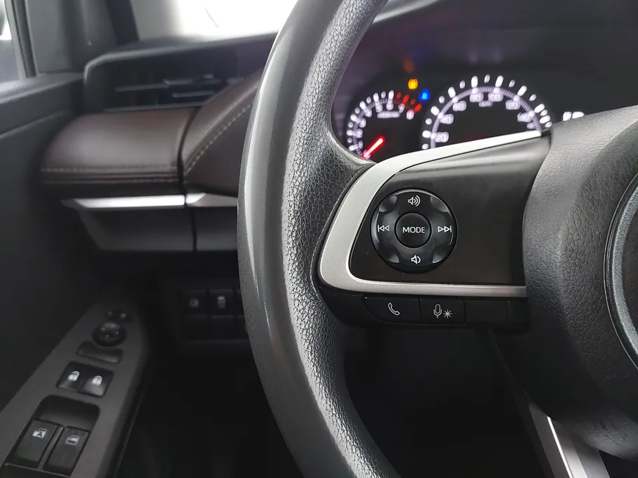 تويوتا يارس Y 2024 