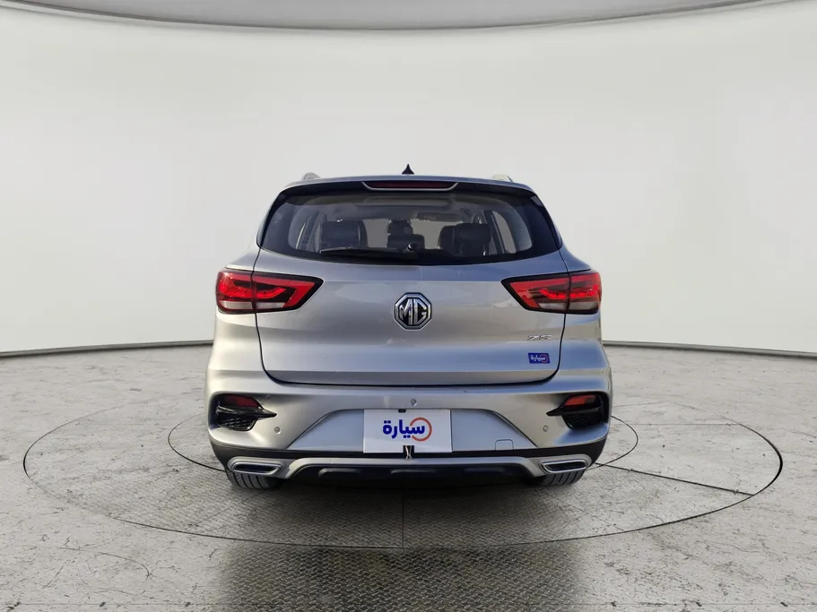 ام جي ZS LUX 2023 