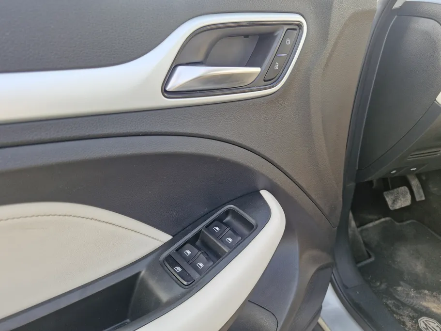 ام جي ZS LUX 2023 