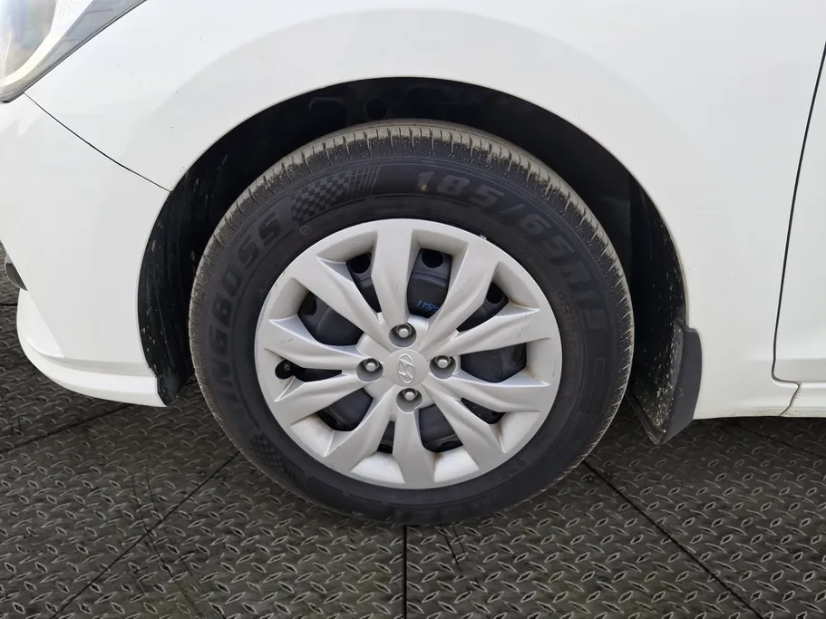 2023 Hyundai Accent Smart 